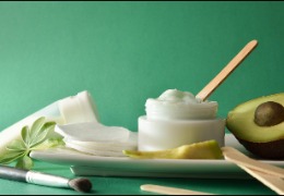 貼片面膜和涂抹面膜，哪個更適合你的肌膚？